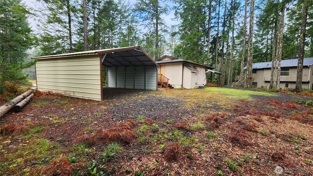 51 N Cod Place, Hoodsport, WA 98548