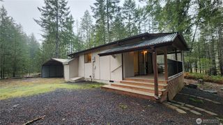 51 N Cod Place, Hoodsport, WA 98548
