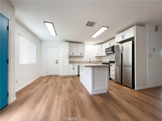 386 W Sunview, Palm Springs, CA 92262