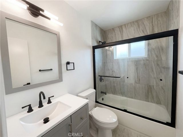 386 W Sunview, Palm Springs, CA 92262