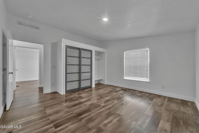 1550 W 20th Street 25, Rosamond, CA 93560