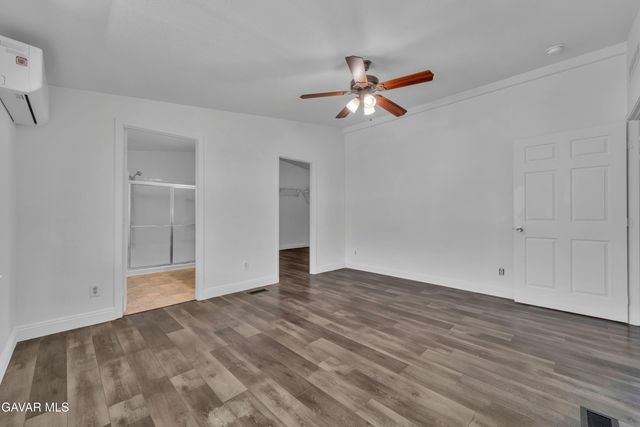 1550 W 20th Street 25, Rosamond, CA 93560