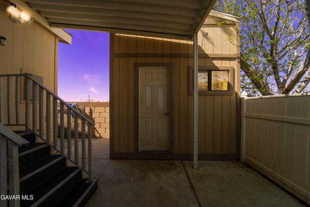 1550 W 20th Street 25, Rosamond, CA 93560