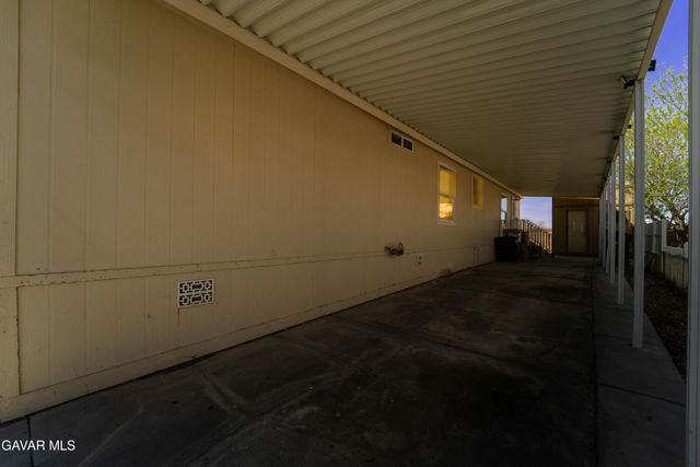 1550 W 20th Street 25, Rosamond, CA 93560