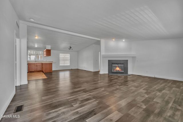 1550 W 20th Street 25, Rosamond, CA 93560