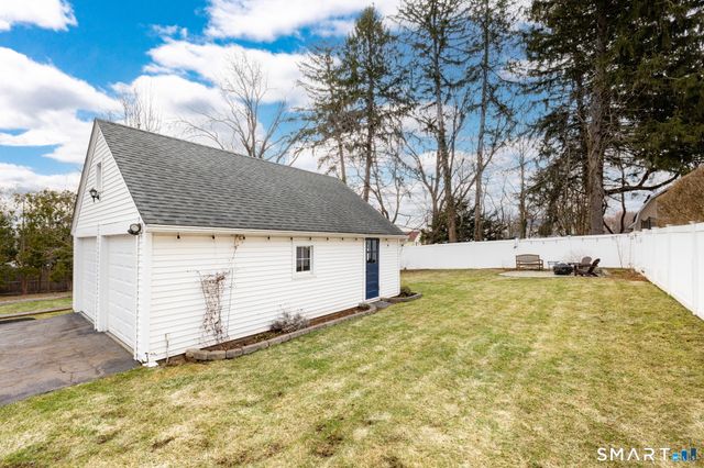 23 Hillcrest Avenue, Wethersfield, CT 06109