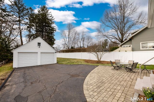 23 Hillcrest Avenue, Wethersfield, CT 06109