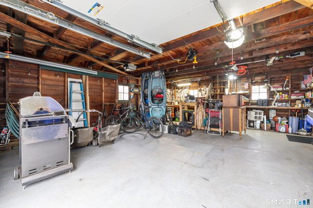 23 Hillcrest Avenue, Wethersfield, CT 06109