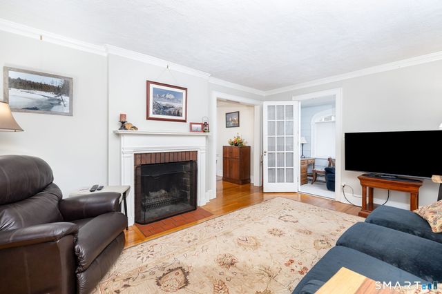 23 Hillcrest Avenue, Wethersfield, CT 06109