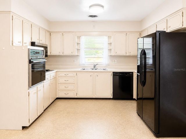1675 DE LEON STREET, Oviedo, FL 32765