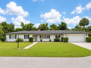 1675 DE LEON STREET, Oviedo, FL 32765