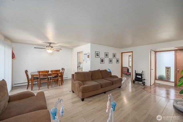 406 Biggs Road, Moses Lake, WA 98837