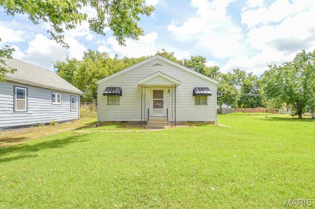 620 N 3rd Street, Dupo, IL 62239