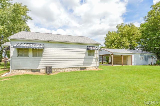 620 N 3rd Street, Dupo, IL 62239
