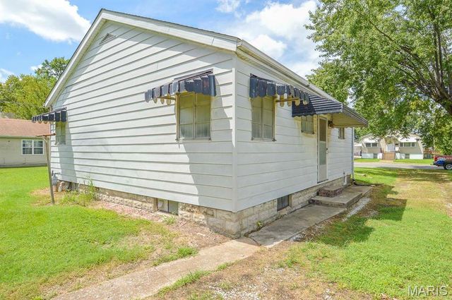 620 N 3rd Street, Dupo, IL 62239