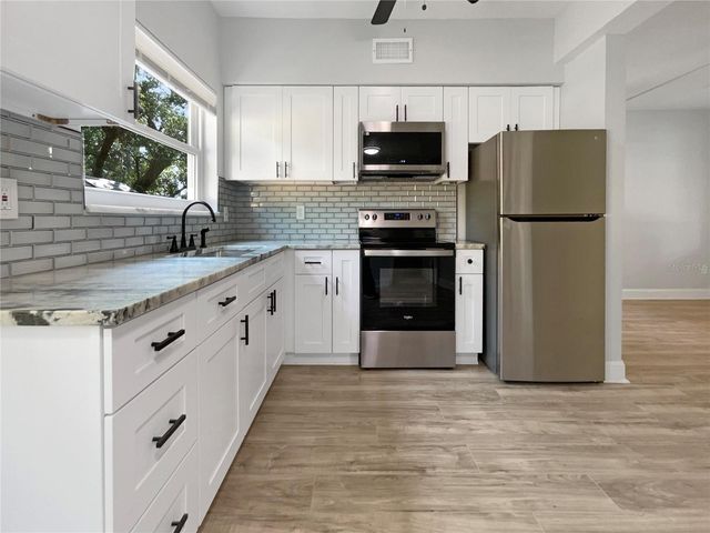 10512 51ST TERRACE N, St Petersburg, FL 33708