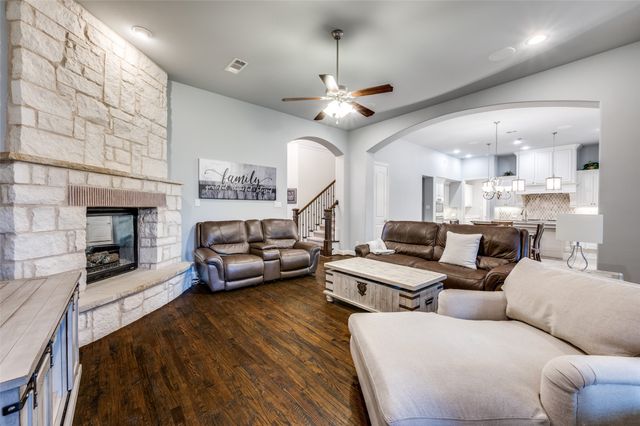 4631 Acacia Parkway, Prosper, TX 75078