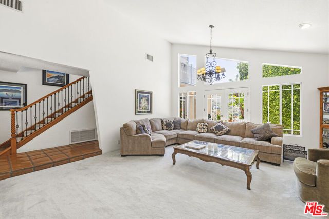 51 Flintlock Lane, Bell Canyon, CA 91307