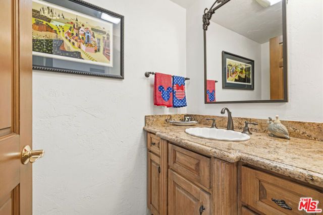 51 Flintlock Lane, Bell Canyon, CA 91307