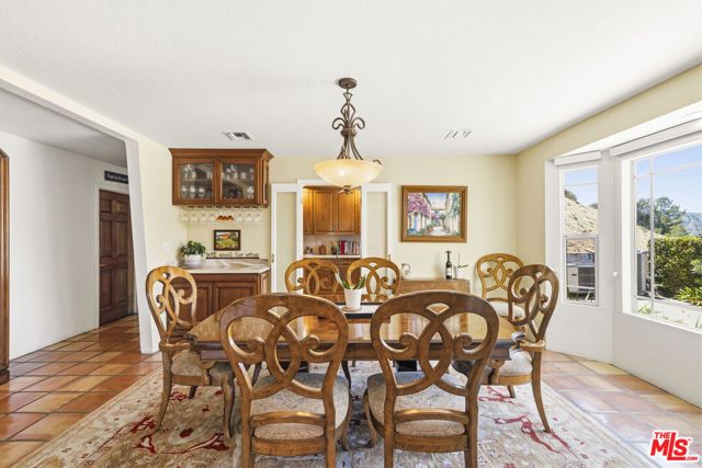 51 Flintlock Lane, Bell Canyon, CA 91307