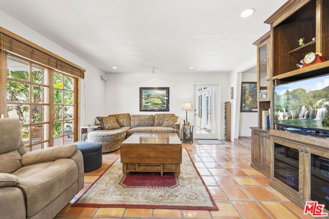 51 Flintlock Lane, Bell Canyon, CA 91307