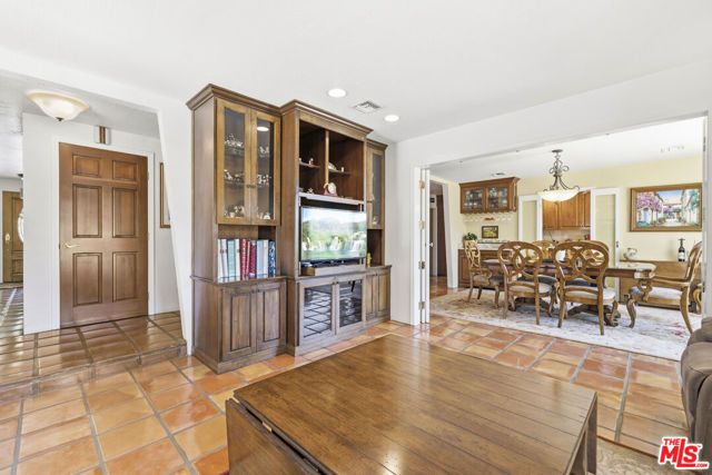 51 Flintlock Lane, Bell Canyon, CA 91307