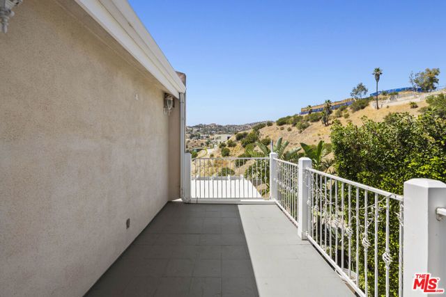 51 Flintlock Lane, Bell Canyon, CA 91307