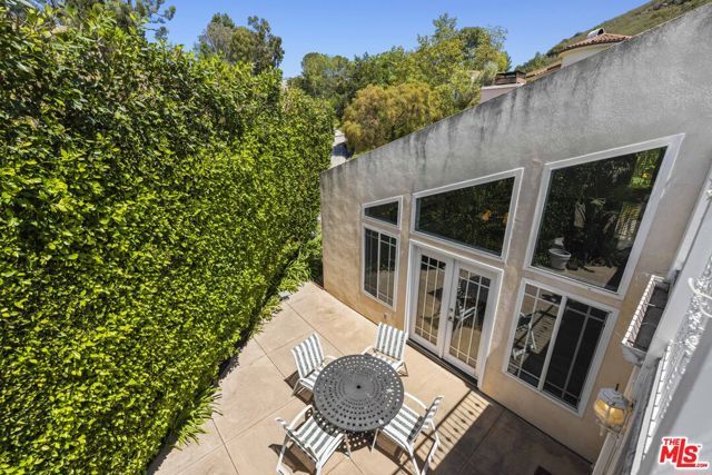 51 Flintlock Lane, Bell Canyon, CA 91307