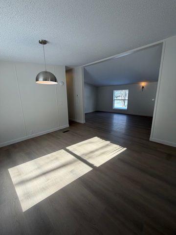 11145 Riley Road, Green Lake Twp, MI 49643