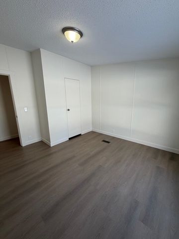 11145 Riley Road, Green Lake Twp, MI 49643