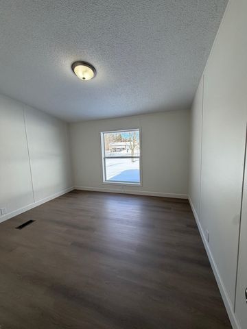 11145 Riley Road, Green Lake Twp, MI 49643