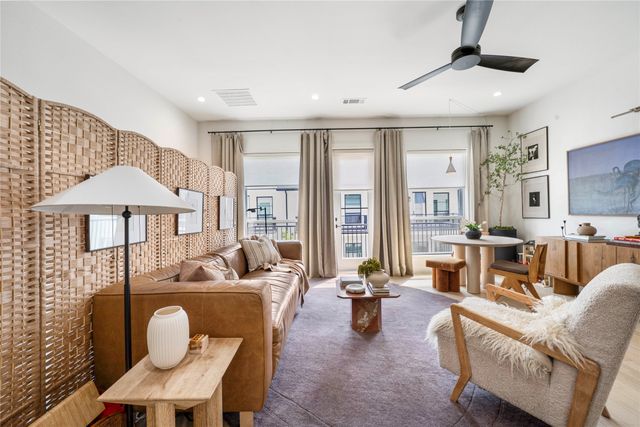 130 Garden Court W, Arlington, TX 76013