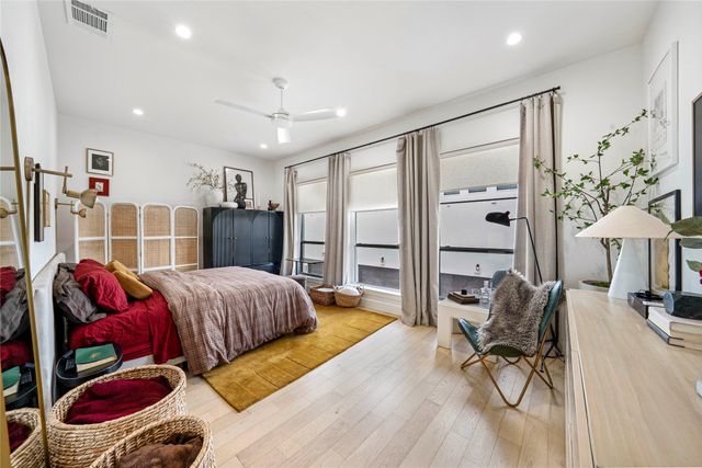 130 Garden Court W, Arlington, TX 76013