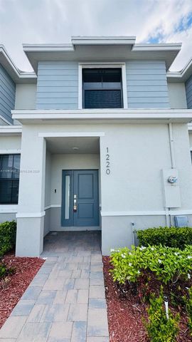 1220 NE 5th Ct, Florida City, FL 33034