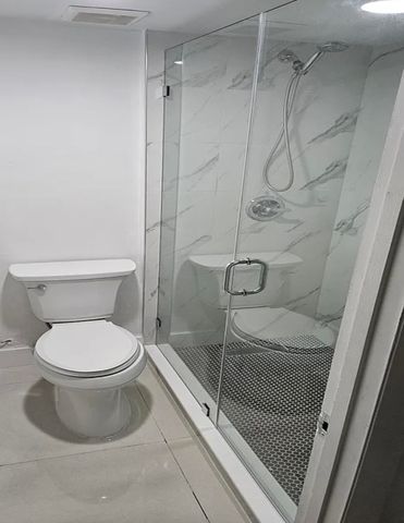 9170 Fontainebleau Boulevard 301, Miami, FL 33172