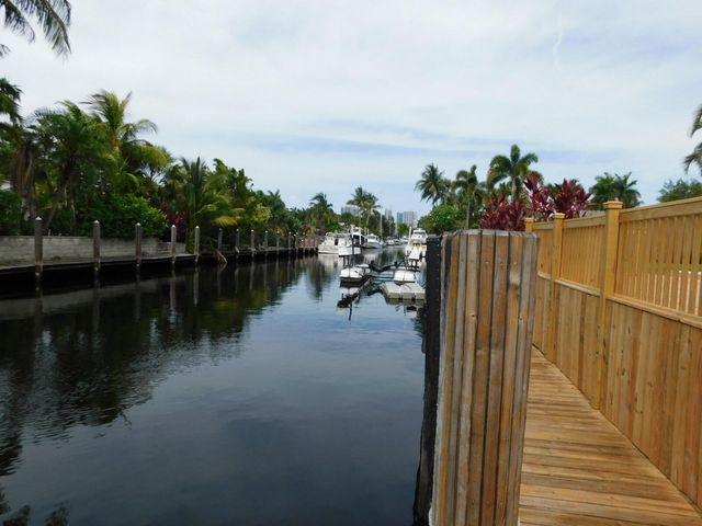 1721 SW 5th Street, Fort Lauderdale, FL 33312