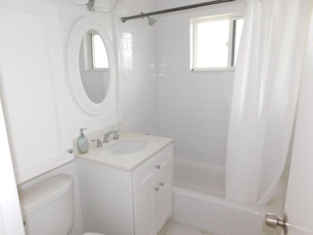 1721 SW 5th Street, Fort Lauderdale, FL 33312