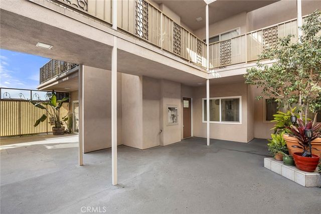 1635 E Ocean D2, Long Beach, CA 90802