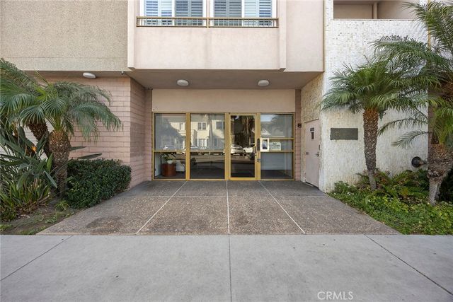 1635 E Ocean D2, Long Beach, CA 90802