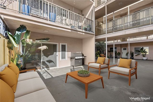 1635 E Ocean D2, Long Beach, CA 90802