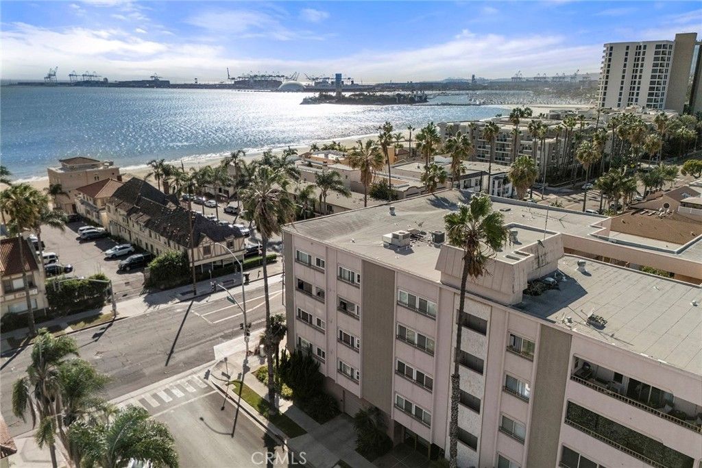 1635 E Ocean D2, Long Beach, CA 90802