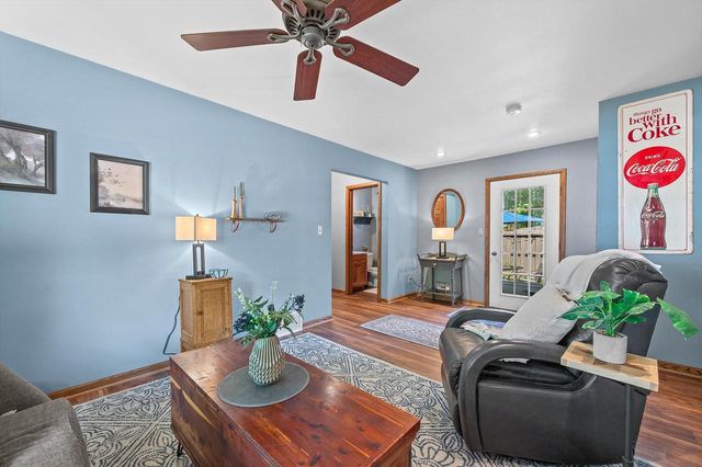 N93W6240 Arbor DRIVE, Cedarburg, WI 53012