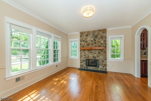 11 N Pocono Rd, Mountain Lakes Boro, NJ 07046