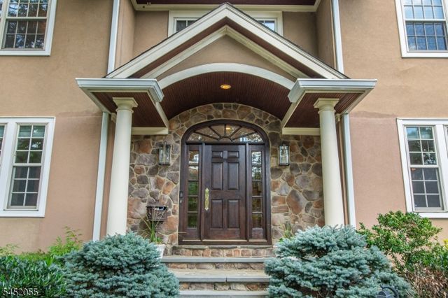 11 N Pocono Rd, Mountain Lakes Boro, NJ 07046