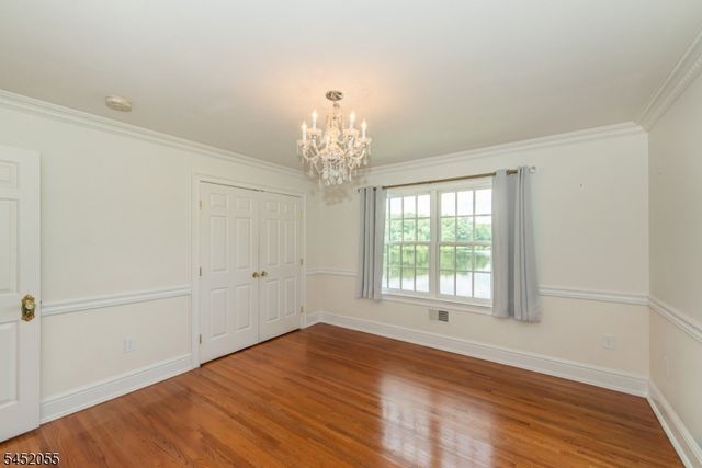 11 N Pocono Rd, Mountain Lakes Boro, NJ 07046