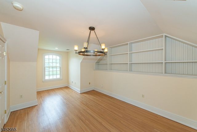 11 N Pocono Rd, Mountain Lakes Boro, NJ 07046