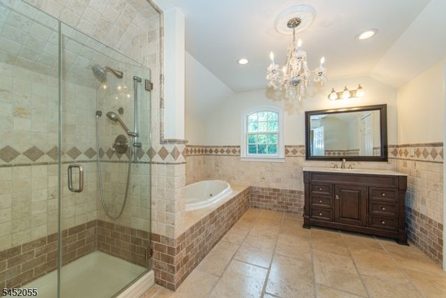11 N Pocono Rd, Mountain Lakes Boro, NJ 07046