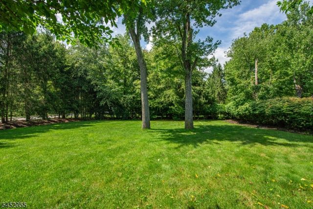 11 N Pocono Rd, Mountain Lakes Boro, NJ 07046