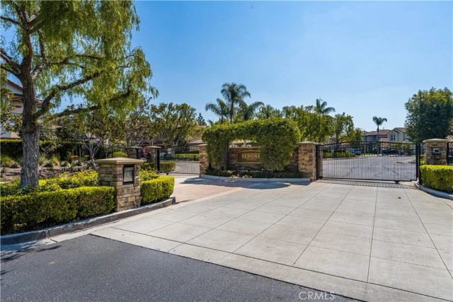 2981 Humeston, Tustin, CA 92782