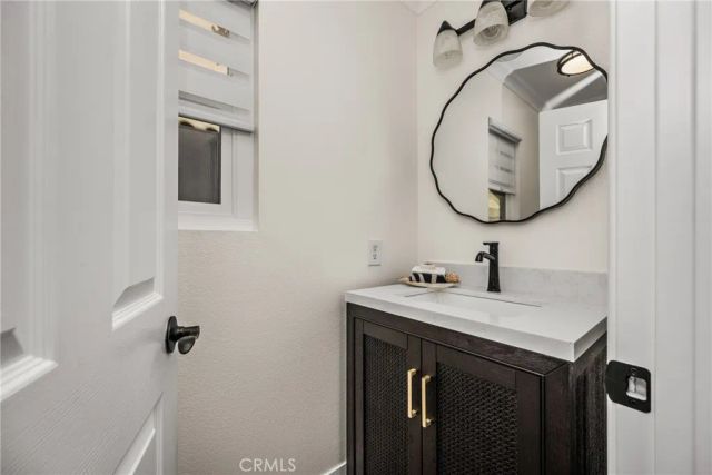 2981 Humeston, Tustin, CA 92782